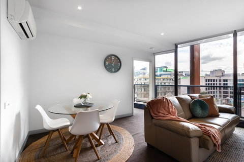 Ella, 1BDR Melbourne Apartment - Accommodation Great Ocean Road 1