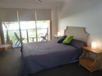Sails Beach House Apartments Pottsville Beach - Accommodation Great Ocean Road 0