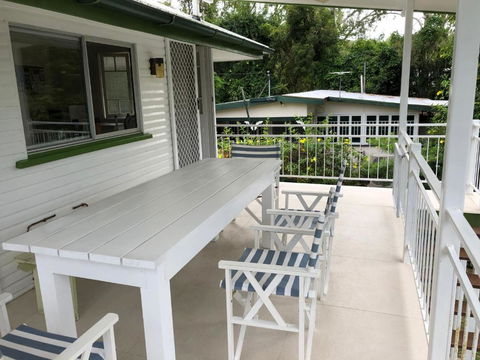 Daggoombah Holiday Home Magnetic Island - Accommodation Great Ocean Road 1