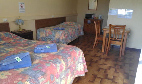 Goolgowi Highway Motel - Accommodation Great Ocean Road 3