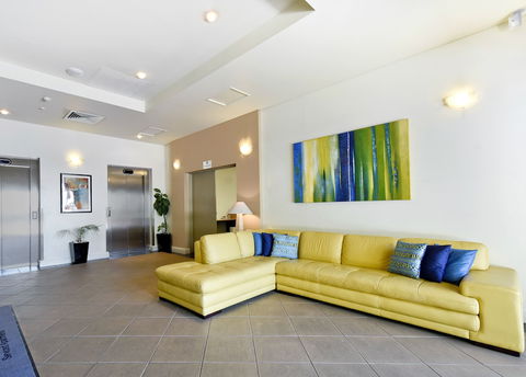 Metro Advance Apartments & Hotel, Darwin - Accommodation Great Ocean Road 3
