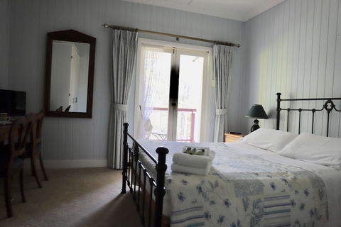 Hilltop On Tamborine - Accommodation Great Ocean Road 2