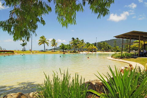 Colonial Court Beachfront Motel And Holiday Stay - Accommodation Great Ocean Road 1