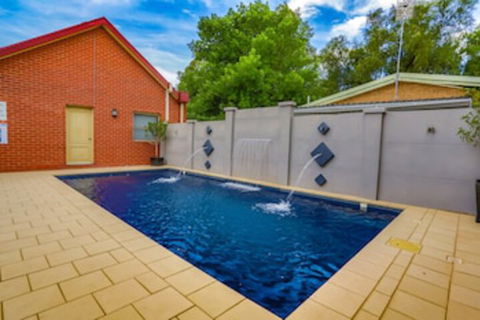 Murray Waters Motor Inn & Apartments - Accommodation Great Ocean Road 0