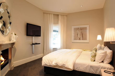 5 Rooms At The Stirling Hotel - Accommodation Great Ocean Road 3