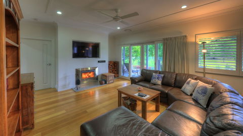 G.g's By The River - Accommodation Great Ocean Road 3