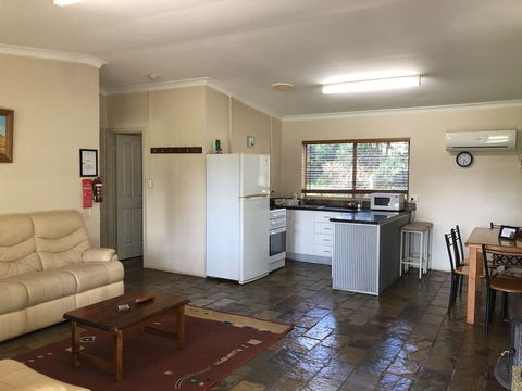 Country Cottages Of Bridgetown - Accommodation Great Ocean Road 3