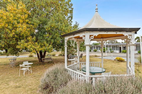 Gazebo Motor Inn - Accommodation Great Ocean Road 1