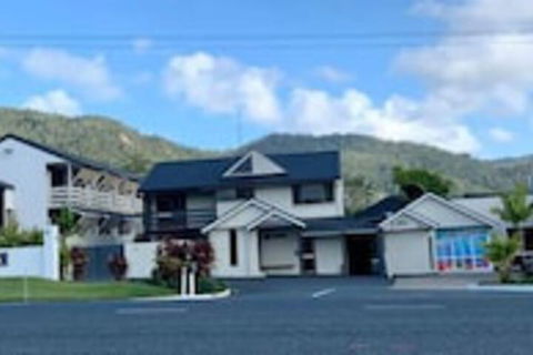 Cannonvale Reef Gateway Hotel - Accommodation Great Ocean Road 0