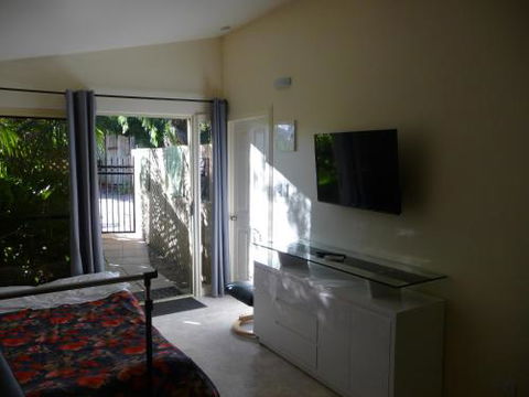 Orchard Garden - Accommodation Great Ocean Road 6