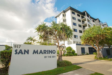 San Marino By The Sea Apartments - Accommodation Great Ocean Road 1