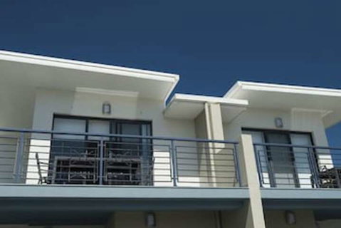 Mollymook Beachfront Executive Apartment - Accommodation Great Ocean Road 6