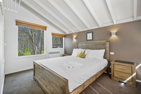 Diamantina - Accommodation Great Ocean Road 5