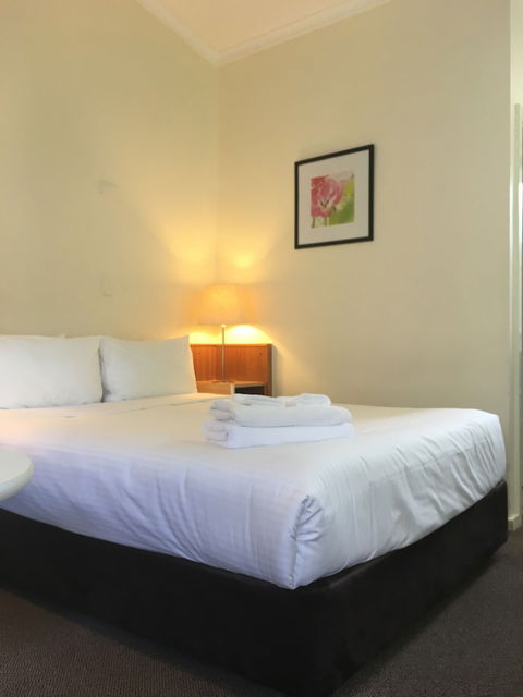 Waterview Gosford Motor Inn - Accommodation Great Ocean Road 2