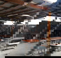 Loaded Dog Hotel restaurant - Accommodation Great Ocean Road