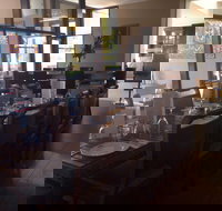 Maharaja's Lakeside - Accommodation Great Ocean Road