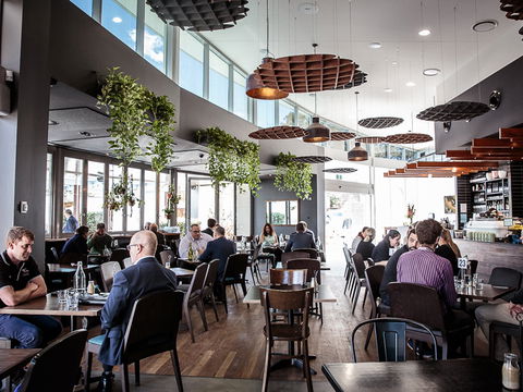 EQ Cafe And Lounge - Accommodation Great Ocean Road 0