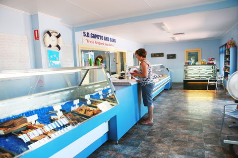 S.D. Caputo And Sons - Accommodation Great Ocean Road 2