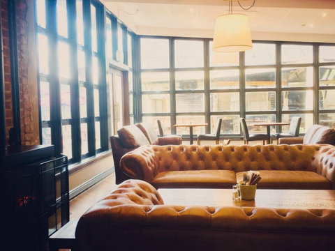 The Clubhouse Hotel - Accommodation Great Ocean Road 0