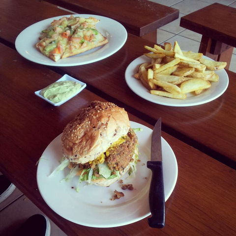 Zanzibar Cafe - Accommodation Great Ocean Road 0