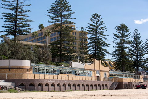 Northbeach Pavilion Pizza Restaurant, Bar And Kiosk - Accommodation Great Ocean Road 1