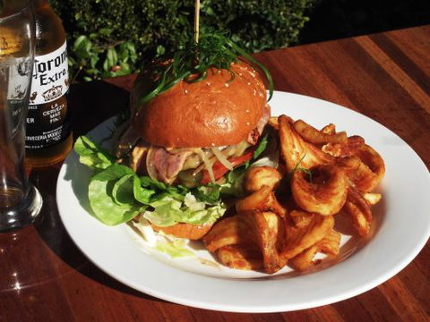 The Bunker Bar & Bistro - Accommodation Great Ocean Road 3