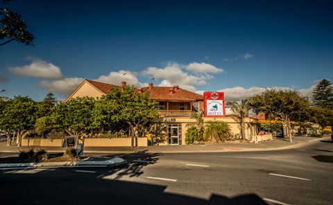 Port Noarlunga Hotel - Accommodation Great Ocean Road 0