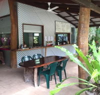 Blooms Cafe - Accommodation Great Ocean Road