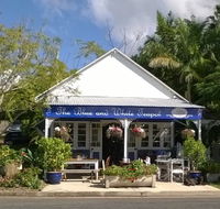 The Blue and White Teapot Cafe - Accommodation Great Ocean Road