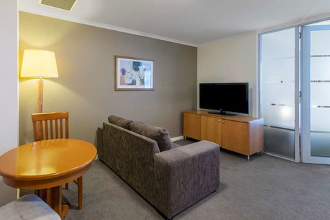Nesuto Canberra Apartment Hotel - Accommodation Great Ocean Road 13