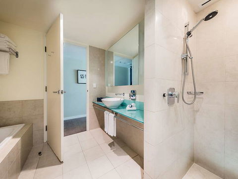 PARKROYAL Melbourne Airport - Accommodation Great Ocean Road 5