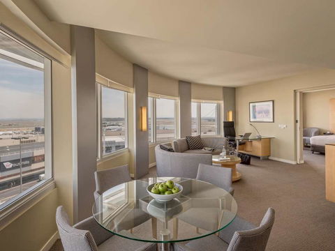 PARKROYAL Melbourne Airport - Accommodation Great Ocean Road 12