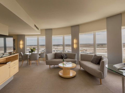 PARKROYAL Melbourne Airport - Accommodation Great Ocean Road 13