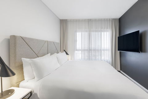 Meriton Suites Zetland - Accommodation Great Ocean Road 9