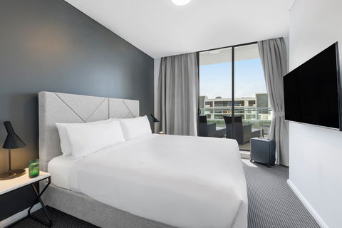 Meriton Suites Zetland - Accommodation Great Ocean Road 11