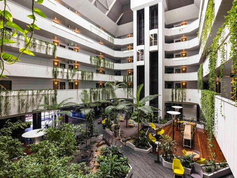 Novotel Darwin Atrium - Accommodation Great Ocean Road 0