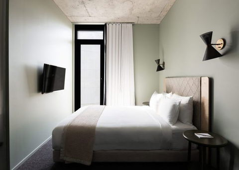 Alex Hotel, Perth - Accommodation Great Ocean Road 2