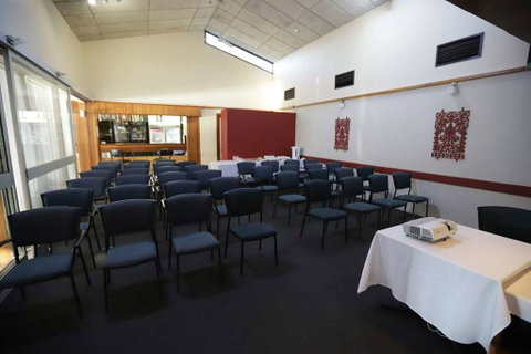 Emerald Central Hotel - Accommodation Great Ocean Road 1