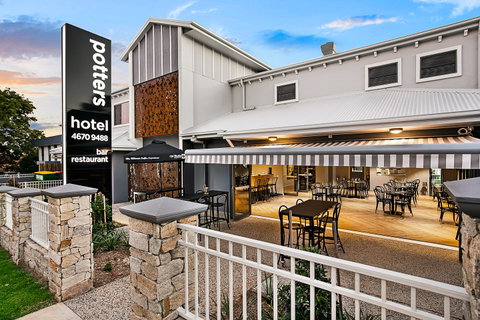 Potter's Boutique Hotel - Accommodation Great Ocean Road 0