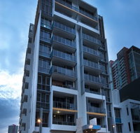Meriton Suites Southport - Accommodation Great Ocean Road