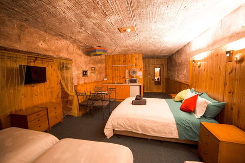 Comfort Inn Coober Pedy Experience - Accommodation Great Ocean Road 2