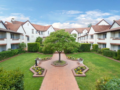 Mercure Canberra Hotel - Accommodation Great Ocean Road 2