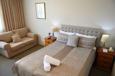Cotswold Gardens - Accommodation Great Ocean Road 1