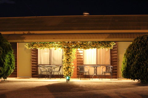 Riverland Motel - Accommodation Great Ocean Road 0