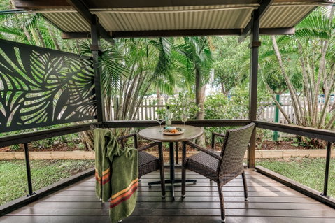Palms City Resort - Accommodation Great Ocean Road 3