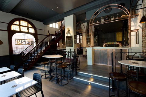 The Russell Hotel - Accommodation Great Ocean Road 2