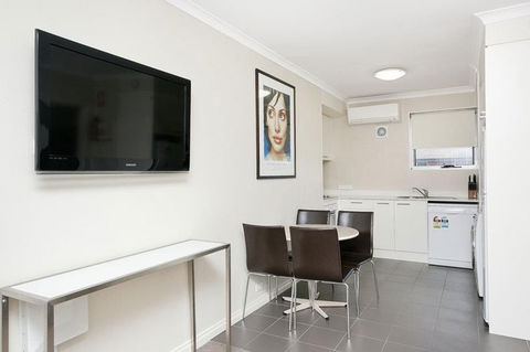 Forrest Hotel & Apartments - Accommodation Great Ocean Road 2