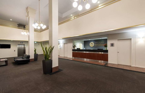Comfort Hotel Adelaide Meridien - Accommodation Great Ocean Road 2