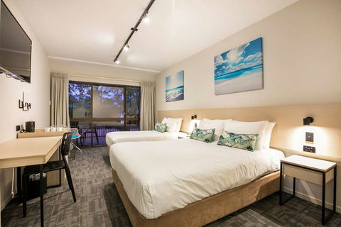 Kawana Waters Hotel By NightCap - Accommodation Great Ocean Road 2