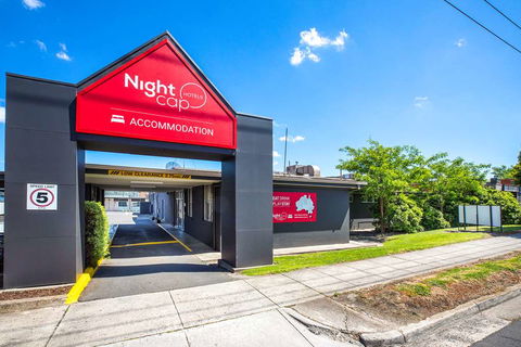 Sandbelt Club Hotel - Accommodation Great Ocean Road 1